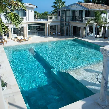 Thalos Boutique Augusta